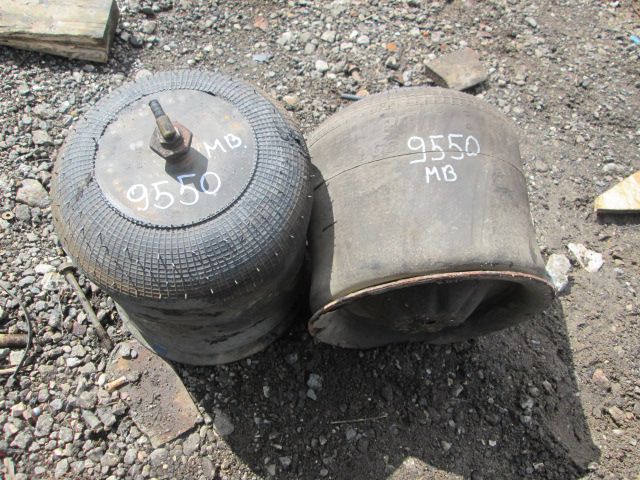 Подушка передней подвески RML9586861 95868 Мерседес актрос MP1